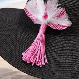 Pin o prendedor para sombrero o traje color violeta suave